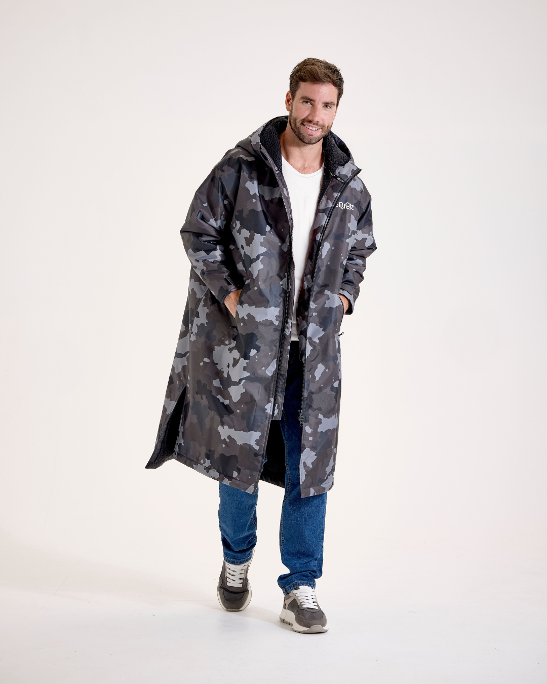 Snuggz Original Men Grey Camo Changing Robe