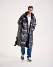 Snuggz Original Men Grey Camo Changing Robe