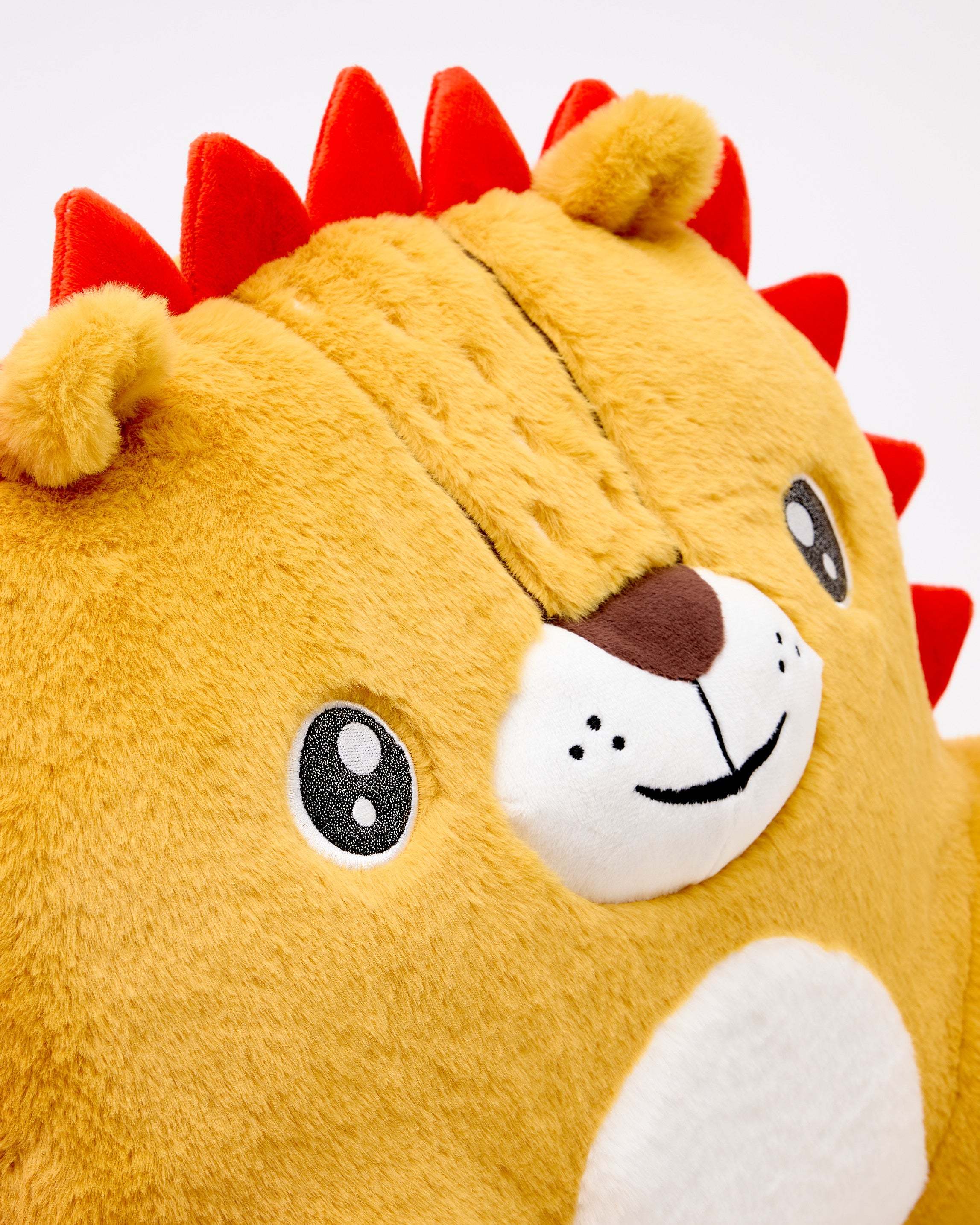 Snuggz Lion Cuddle Cushion