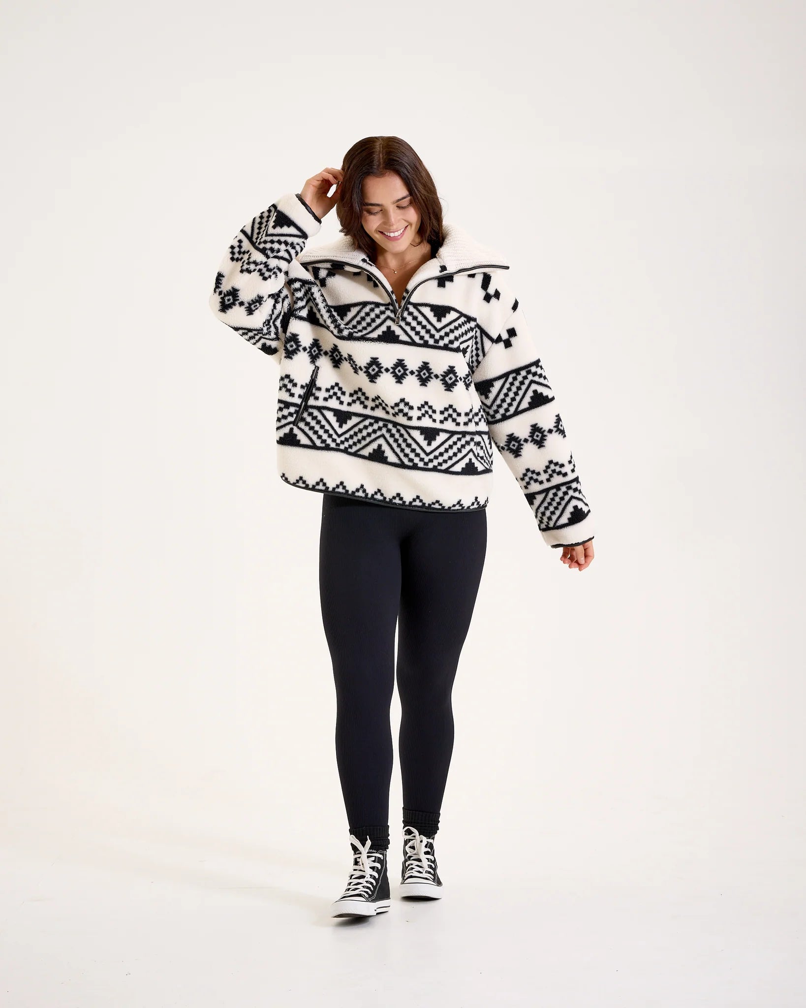 25-8-11SnuggzAztecTeddyJacket132601_2048x2048_16a35e85-17d3-457a-bc39-47a7c4a960f8.webp