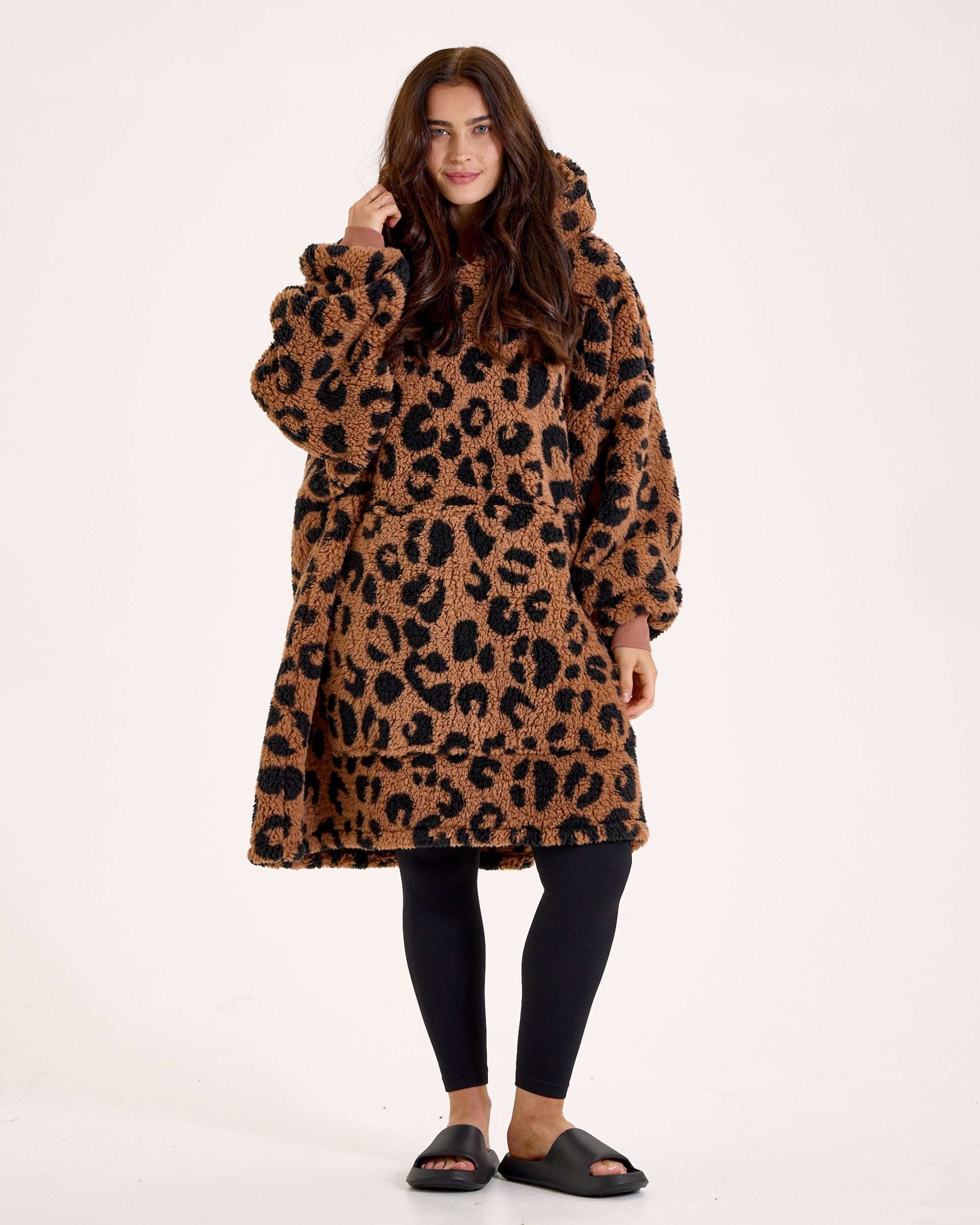 Snuggz Women Lite - Leopard Print Hooded Blanket
