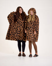 Snuggz Women Lite - Leopard Print Hooded Blanket