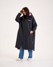 Snuggz Lite Black Changing Robe with Blue or Pink Borg