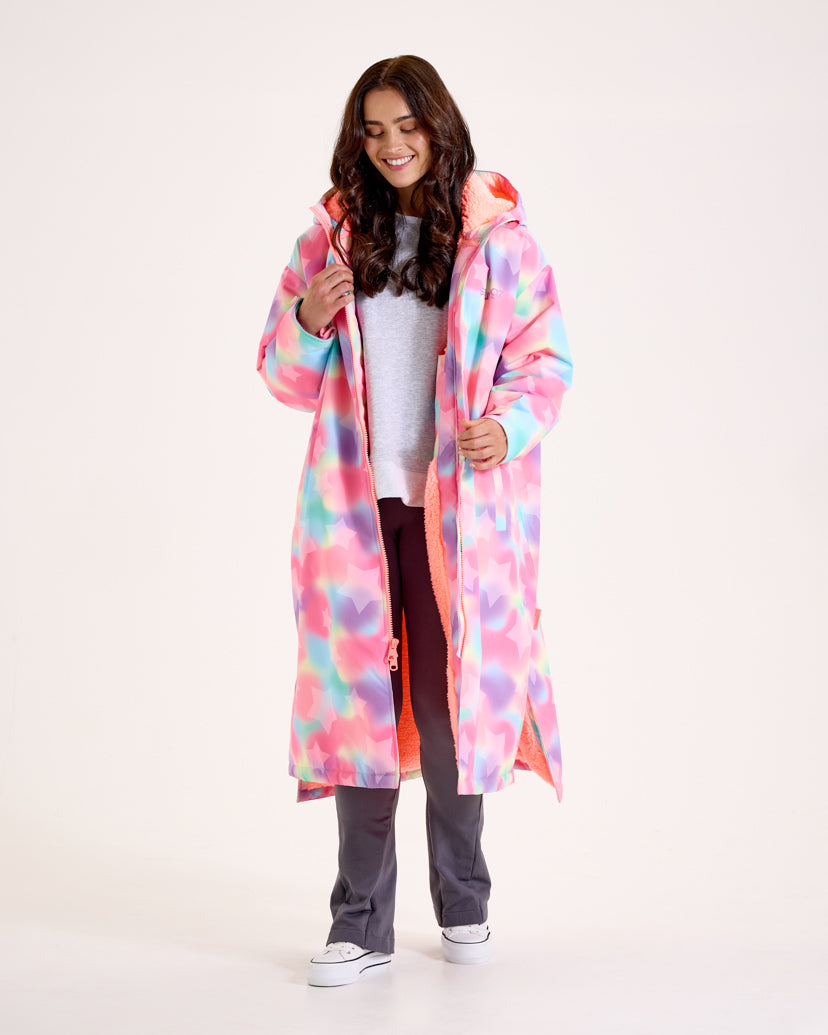 Snuggz Women Lite Rainbow Star Print Changing Robe