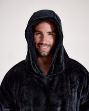 Snuggz Adults Original - Black Hooded Blanket