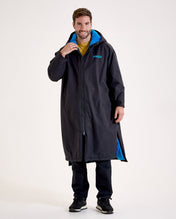 Snuggz Lite Black Changing Robe with Blue or Pink Borg