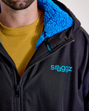 Snuggz Lite Black Changing Robe with Blue or Pink Borg