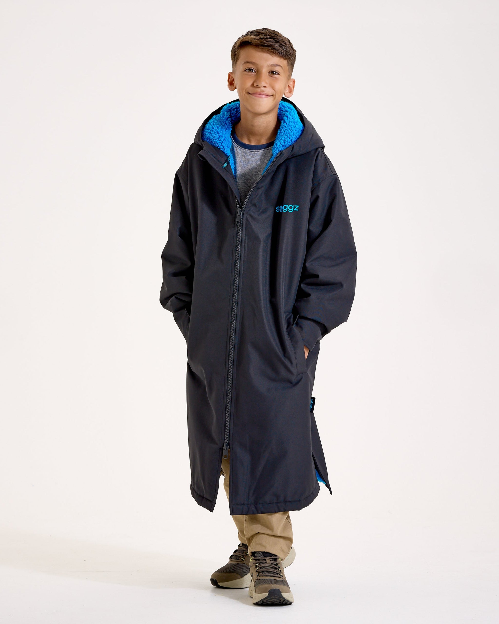 Snuggz Robe Snuggz Kids Lite Black Changing Robe with Blue Borg