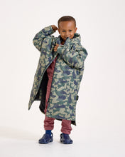 Snuggz Kids Lite Green Camo Changing Robe