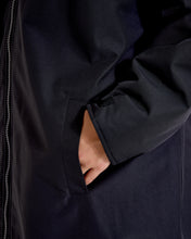 Snuggz Lite Black Changing Robe with Blue or Pink Borg