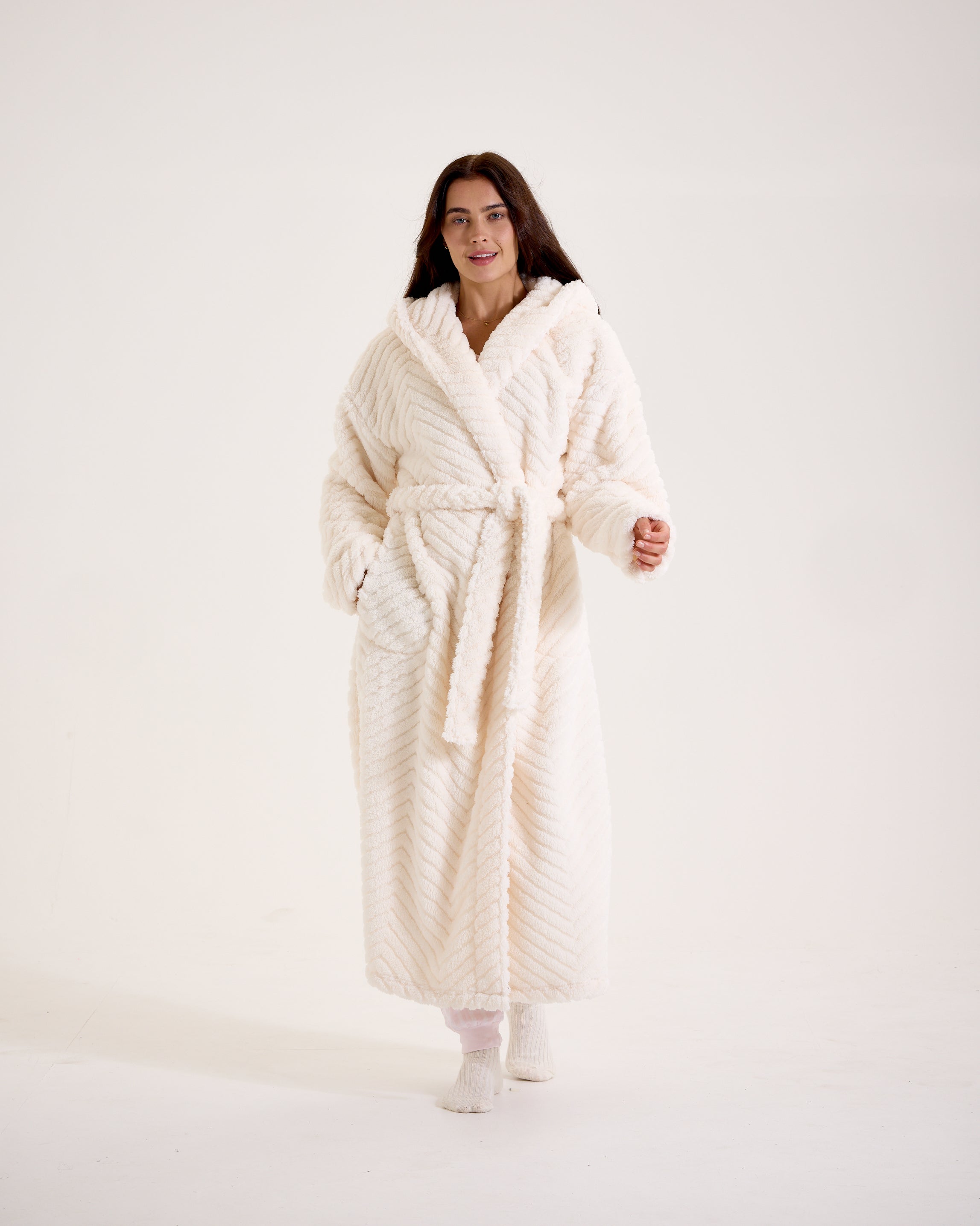 Snuggz Women Cream Zigzag Dressing Gown