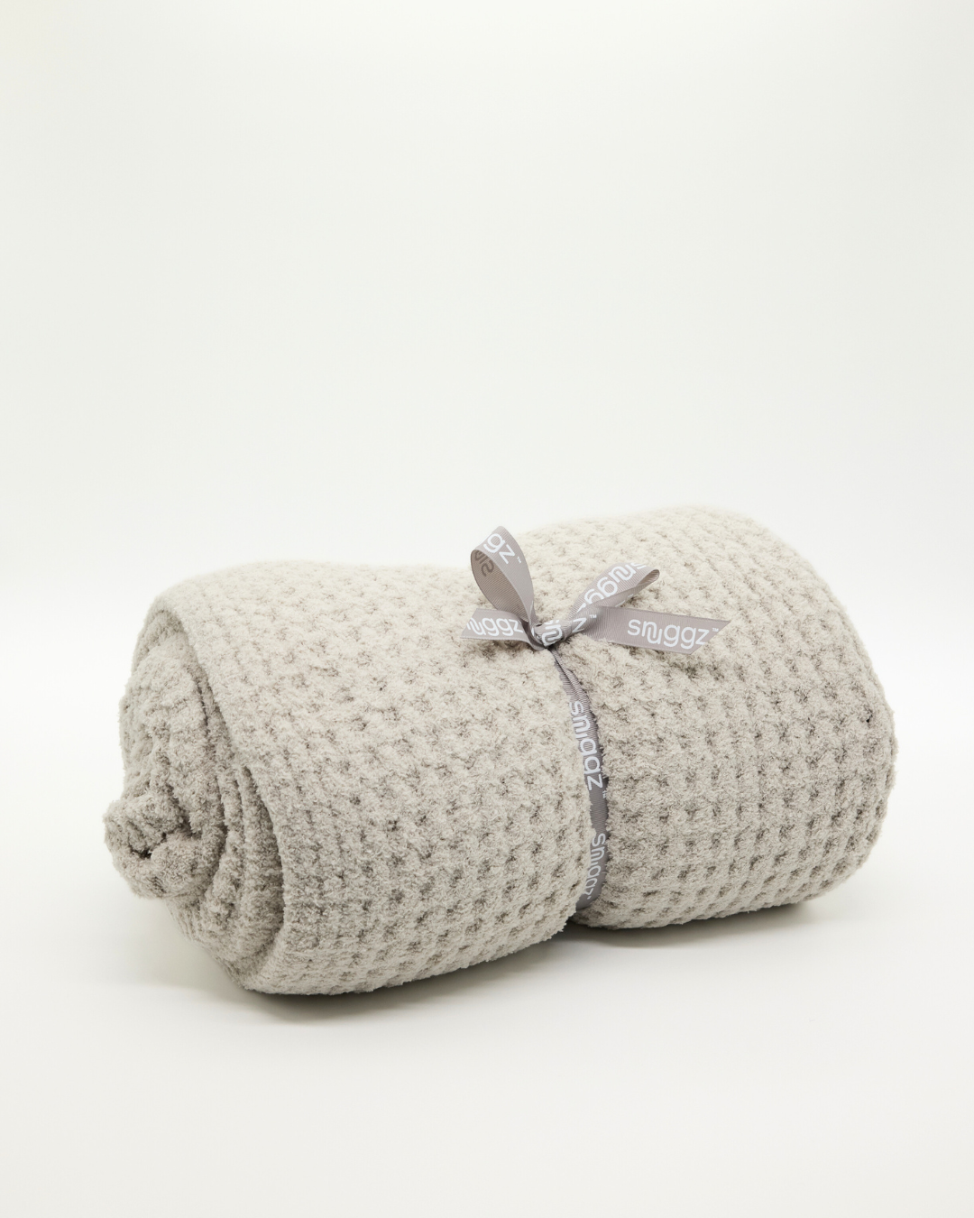 Snuggz Neutral Soft Feather Yarn Textured Blanket