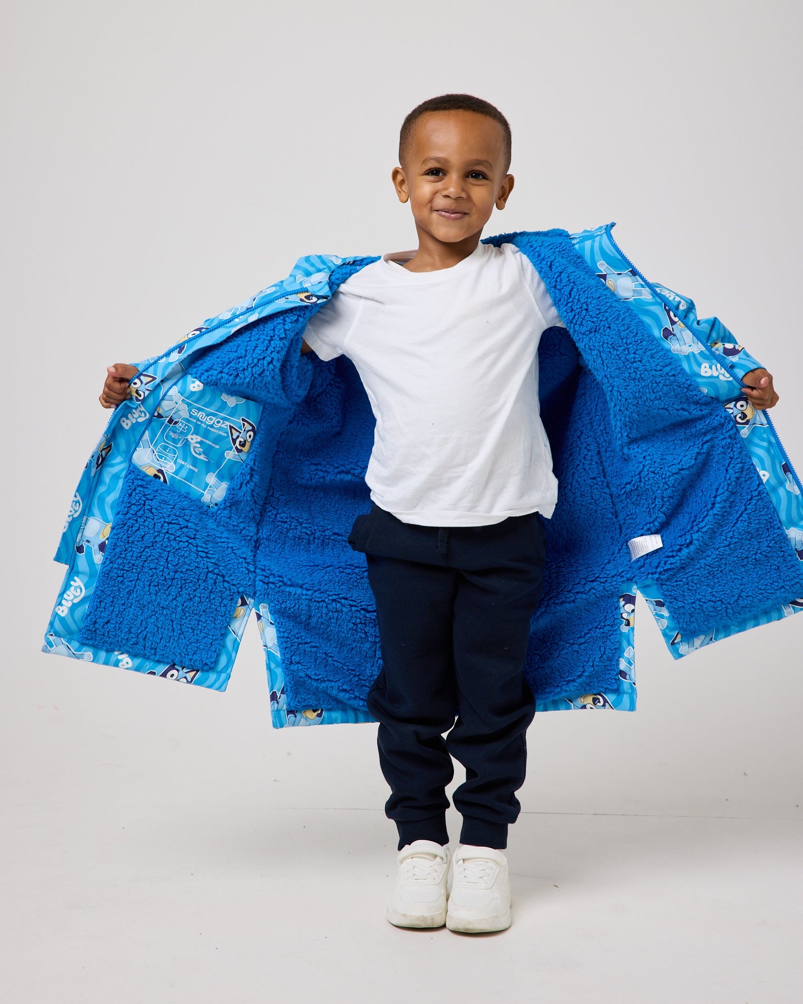 Snuggz Lite Kids Bluey Changing Robe