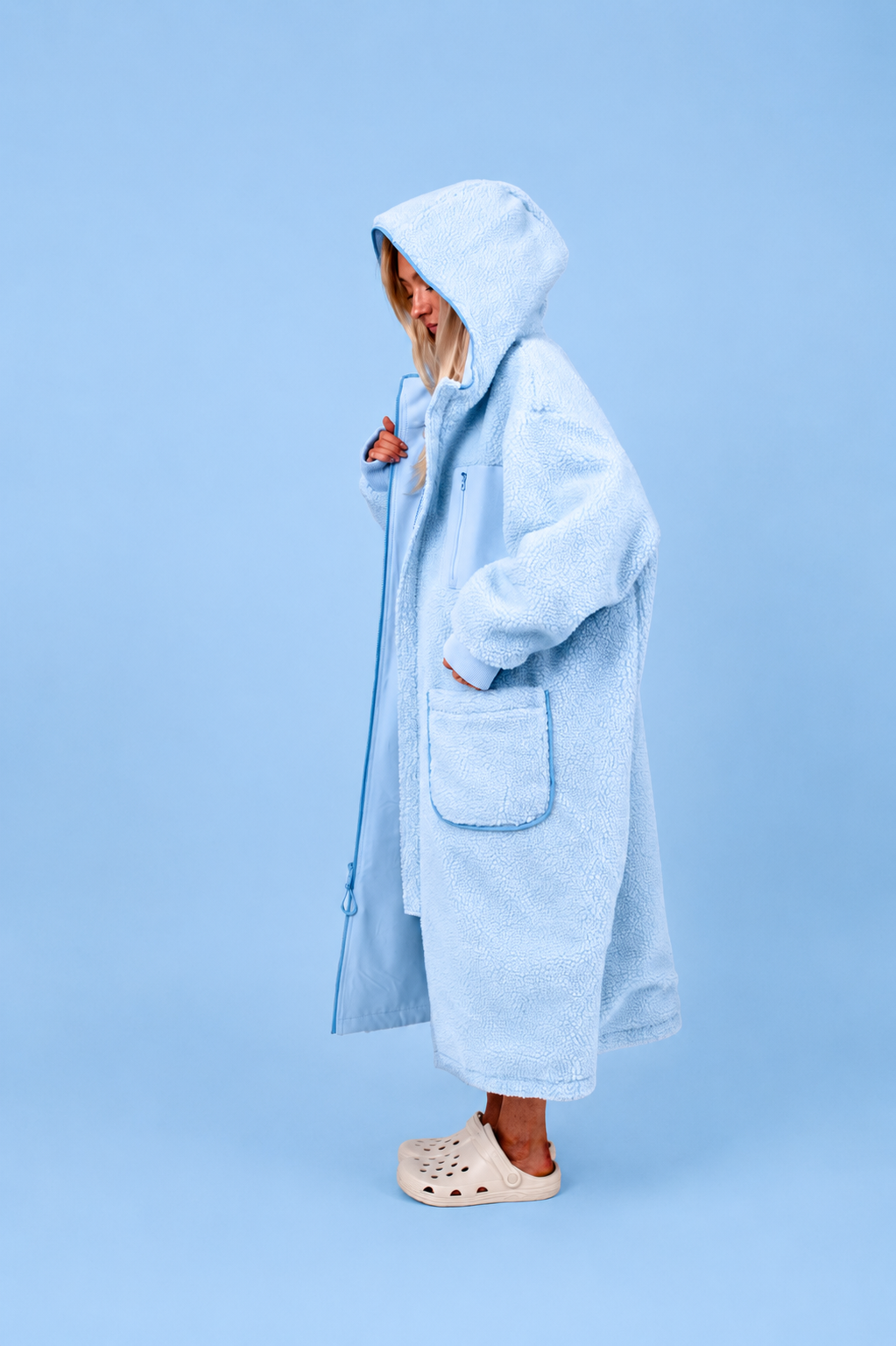 Snuggz  Women Blue Reversible Changing Robe