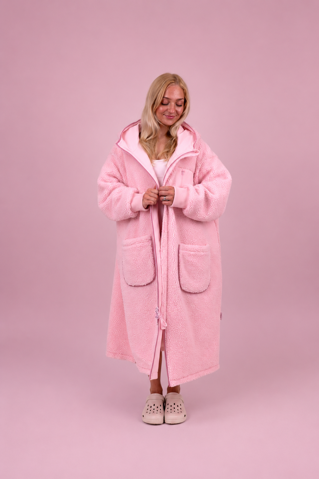 Snuggz Women Pink Reversible Changing Robe