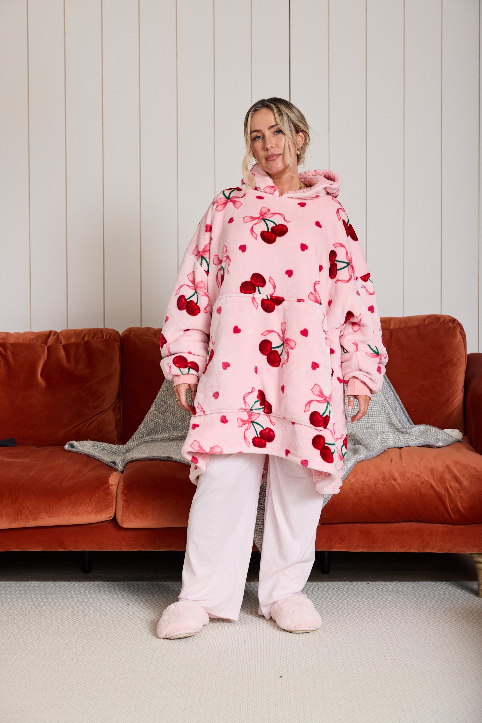 Snuggz Original Hooded Blanket - Cherry Bow