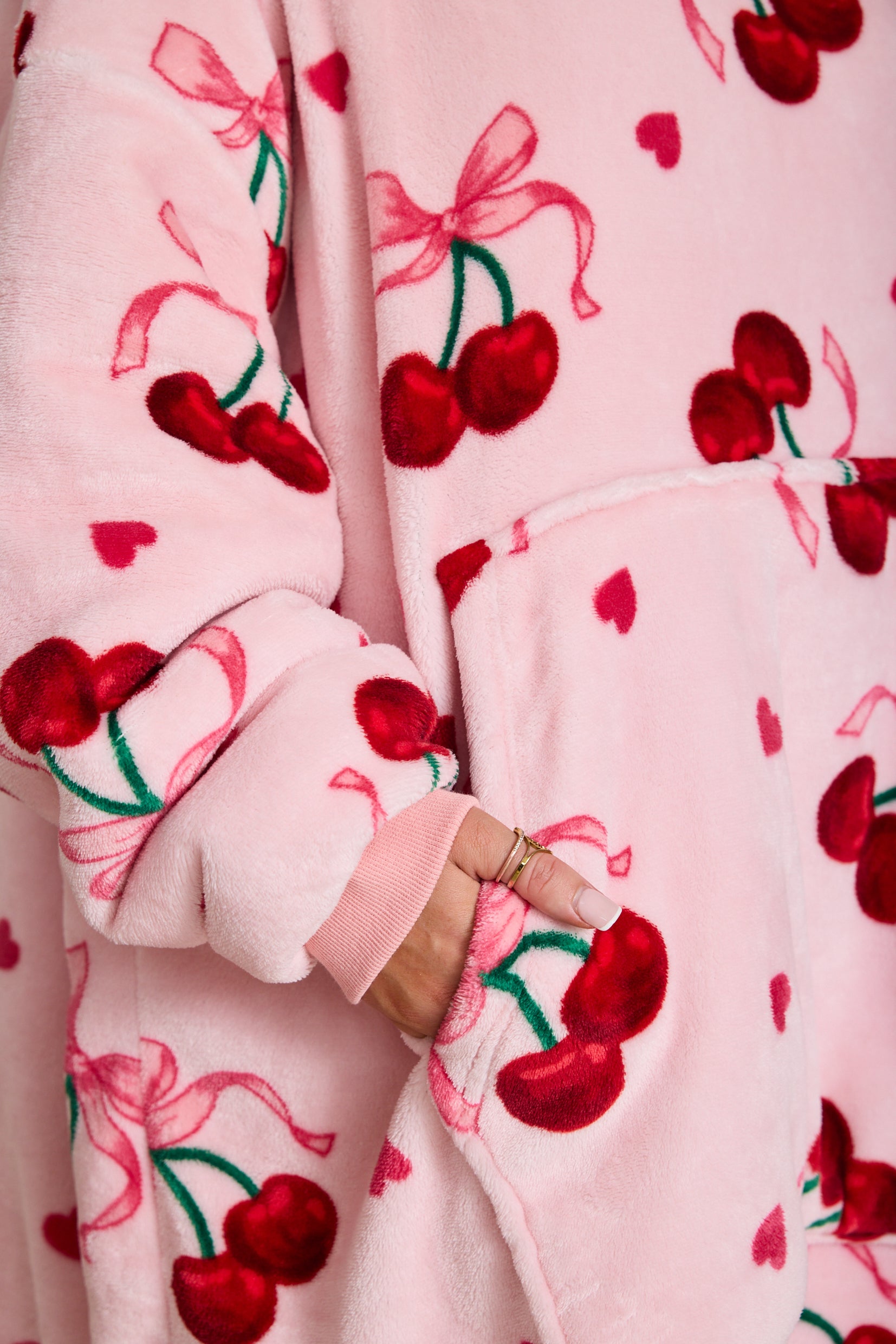 Snuggz Original Hooded Blanket - Cherry Bow