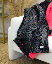 Snuggz Fleece Throw Blankets