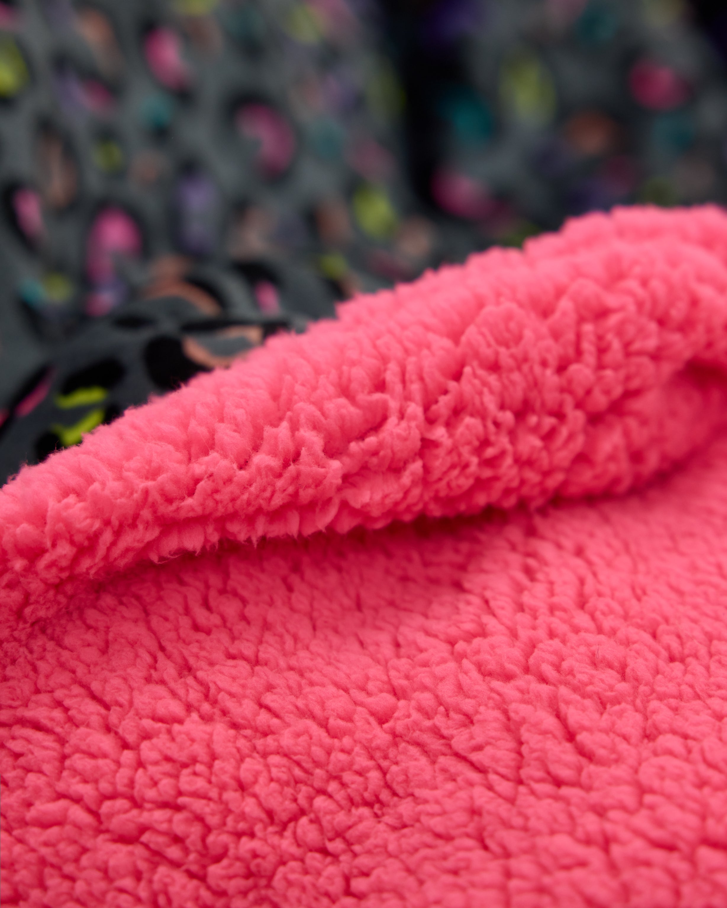 Snuggz Fleece Throw Blankets