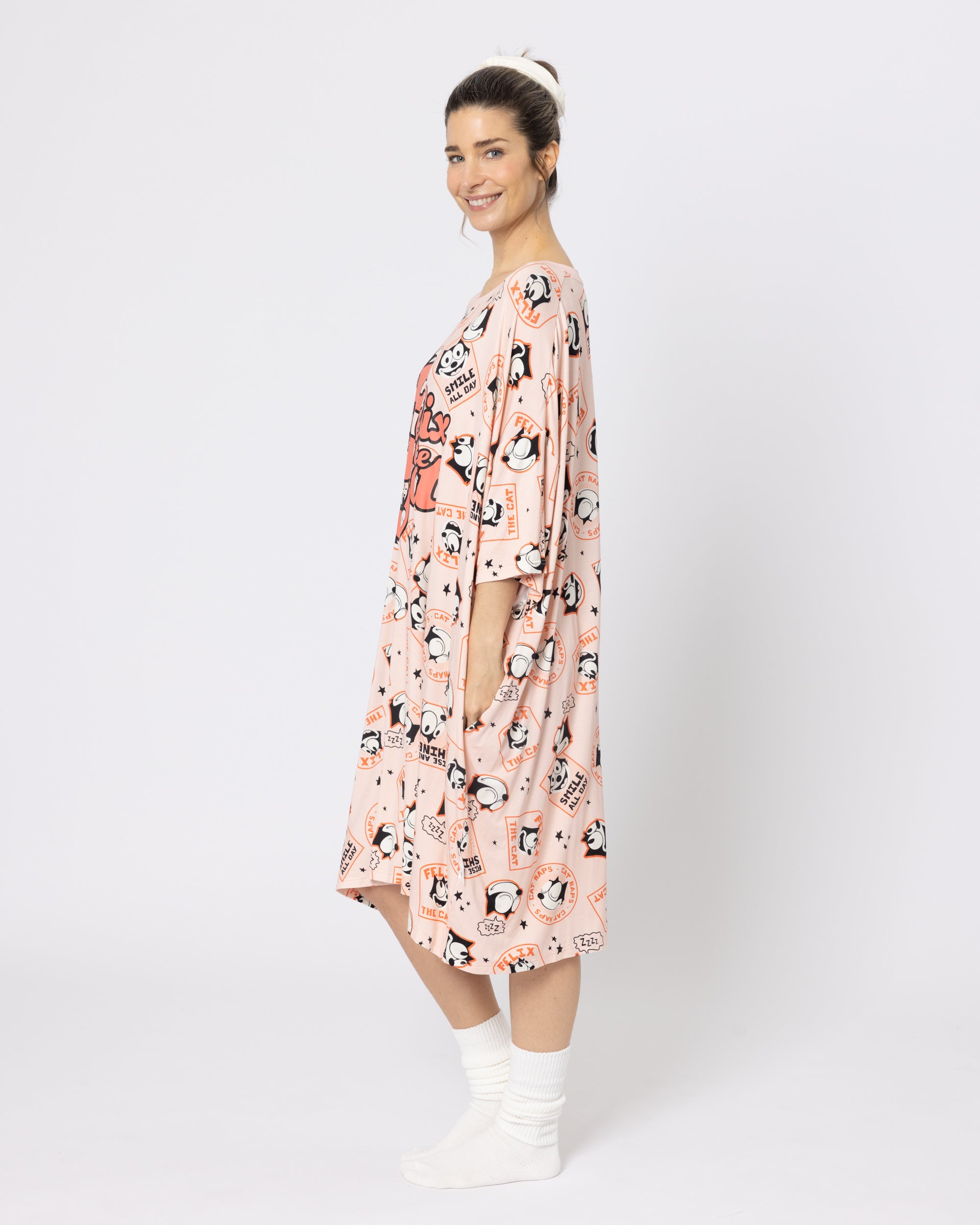 Snuggz Felix The Cat Oversized Sleep Tee