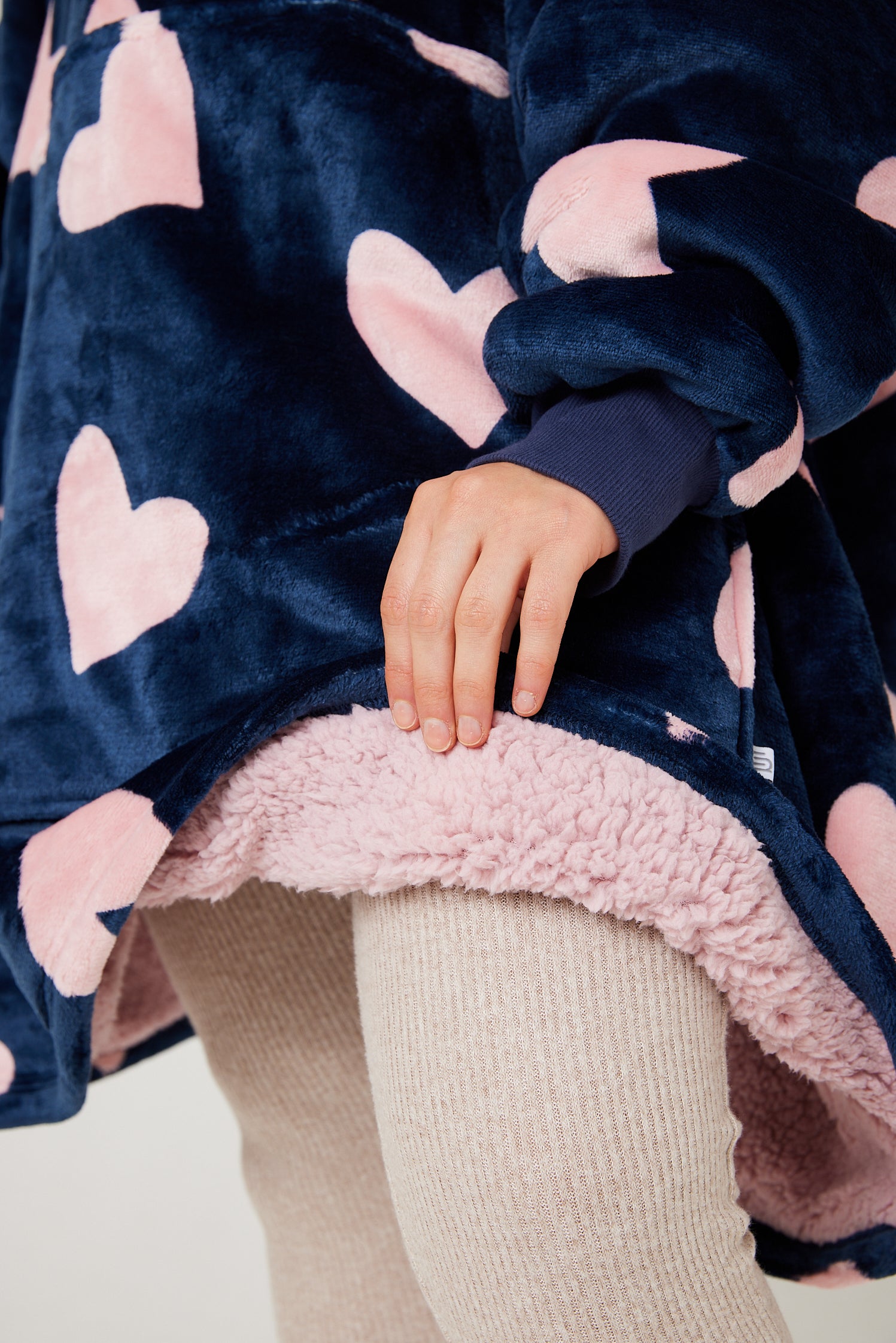 Snuggz Hooded Blanket - All Products