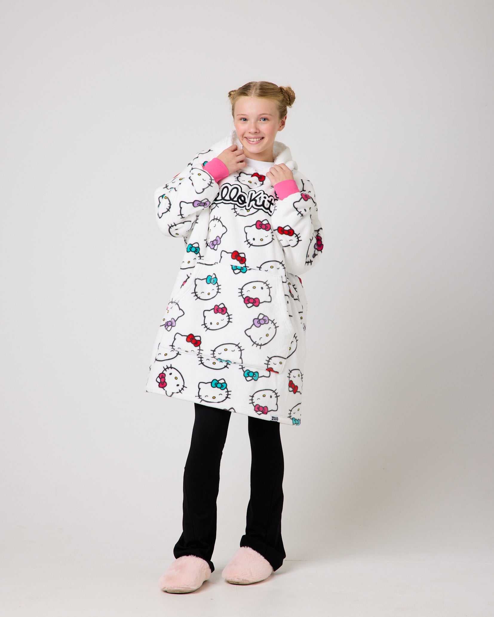 HellokittyHoodedblanket_Teen_025.jpg