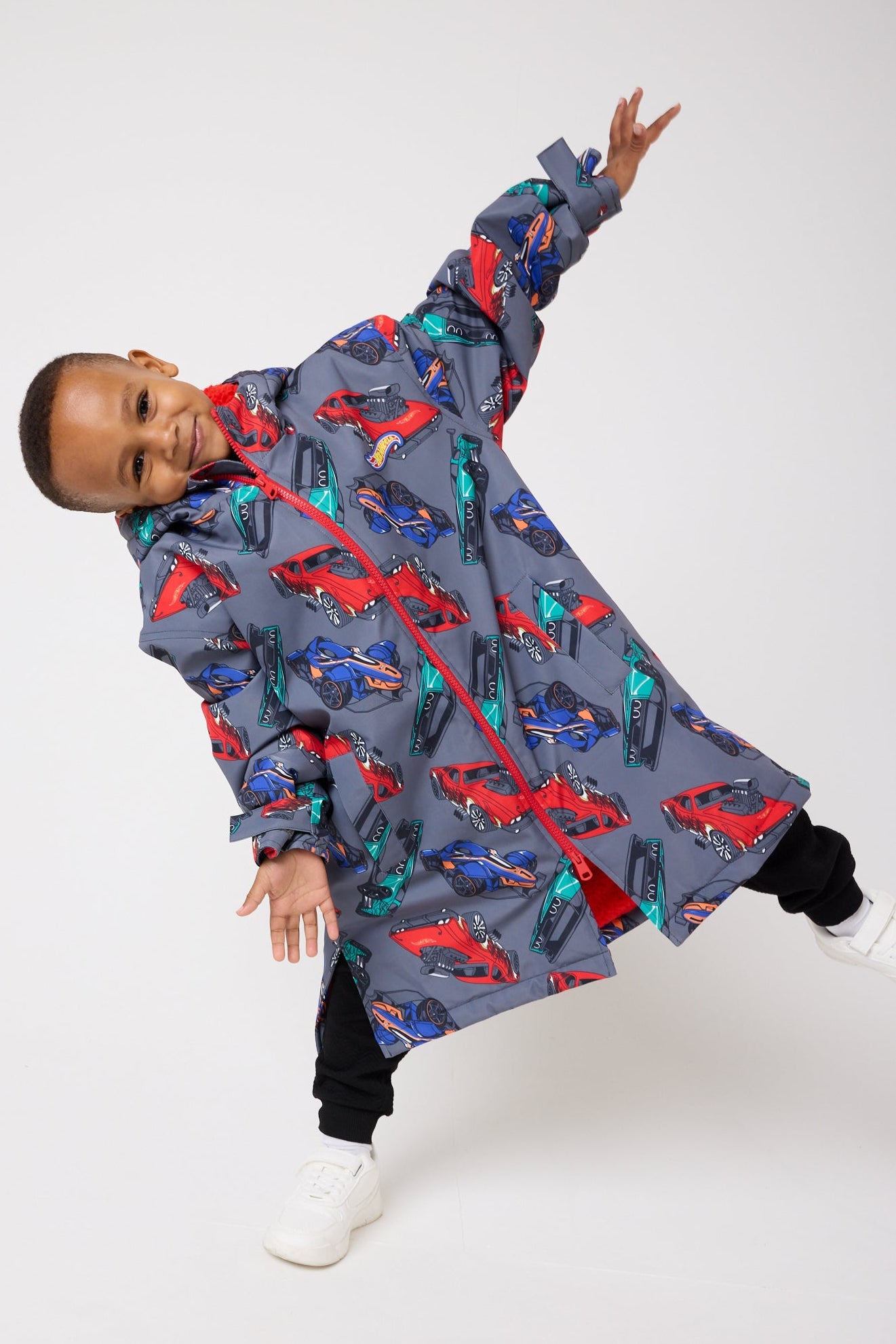 Snuggz Lite Kids Hot Wheels Changing Robe