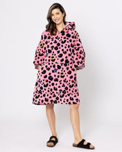 Snuggz Ladies Leopard Towelling Beach Poncho