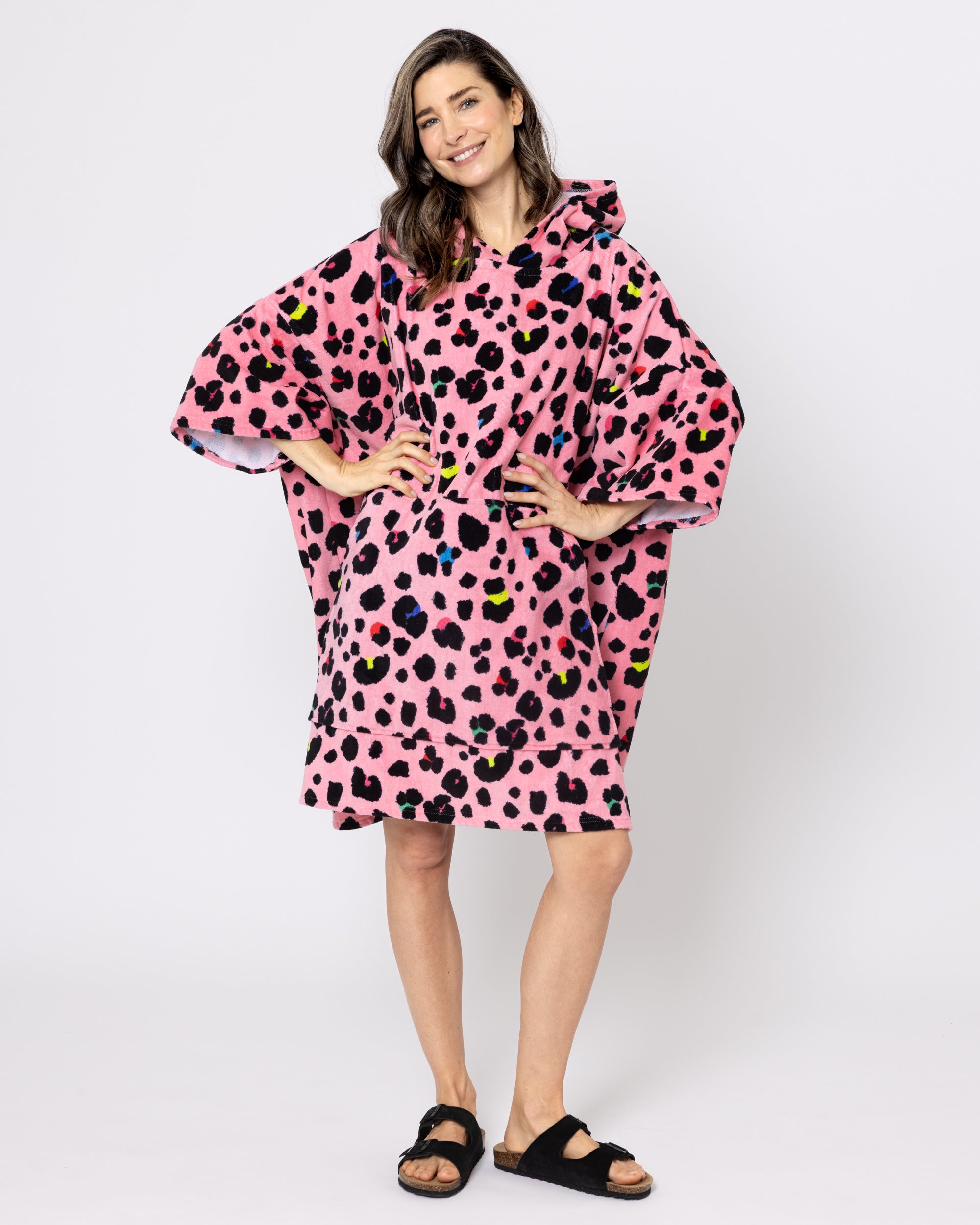 Snuggz Ladies Leopard Towelling Beach Poncho