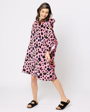 Snuggz Ladies Leopard Towelling Beach Poncho