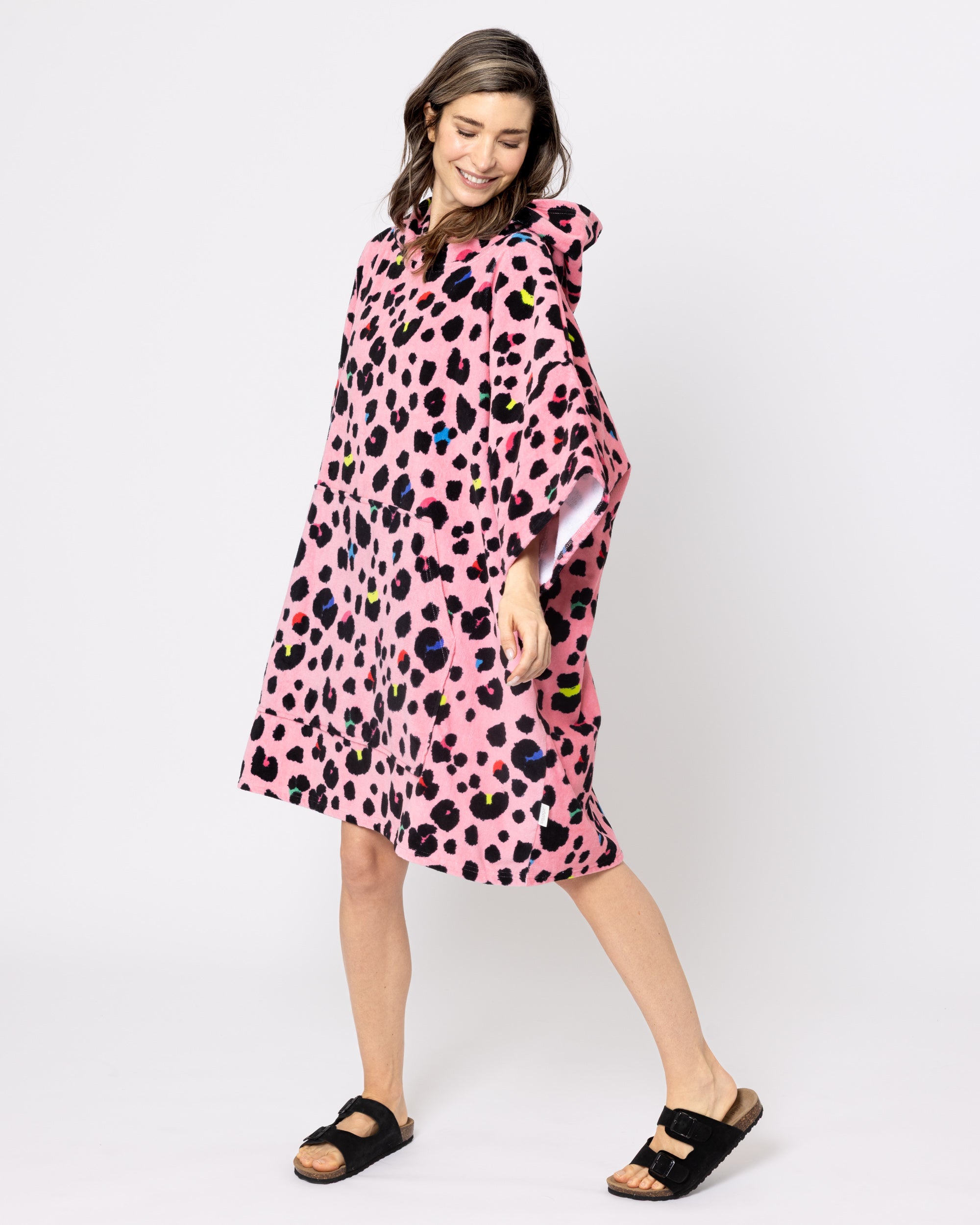 Snuggz Ladies Leopard Towelling Beach Poncho