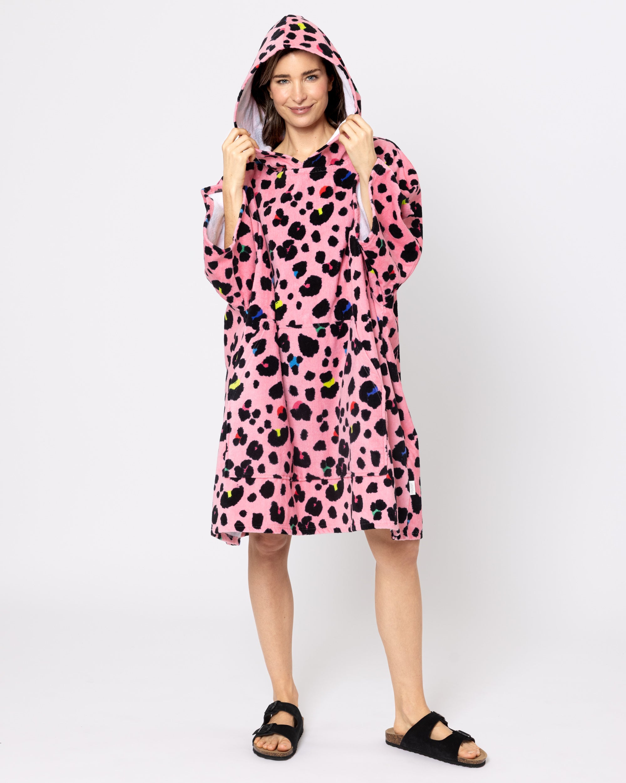 Snuggz Ladies Leopard Towelling Beach Poncho