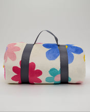 Snuggz Flower Power Cosy Throw Blanket