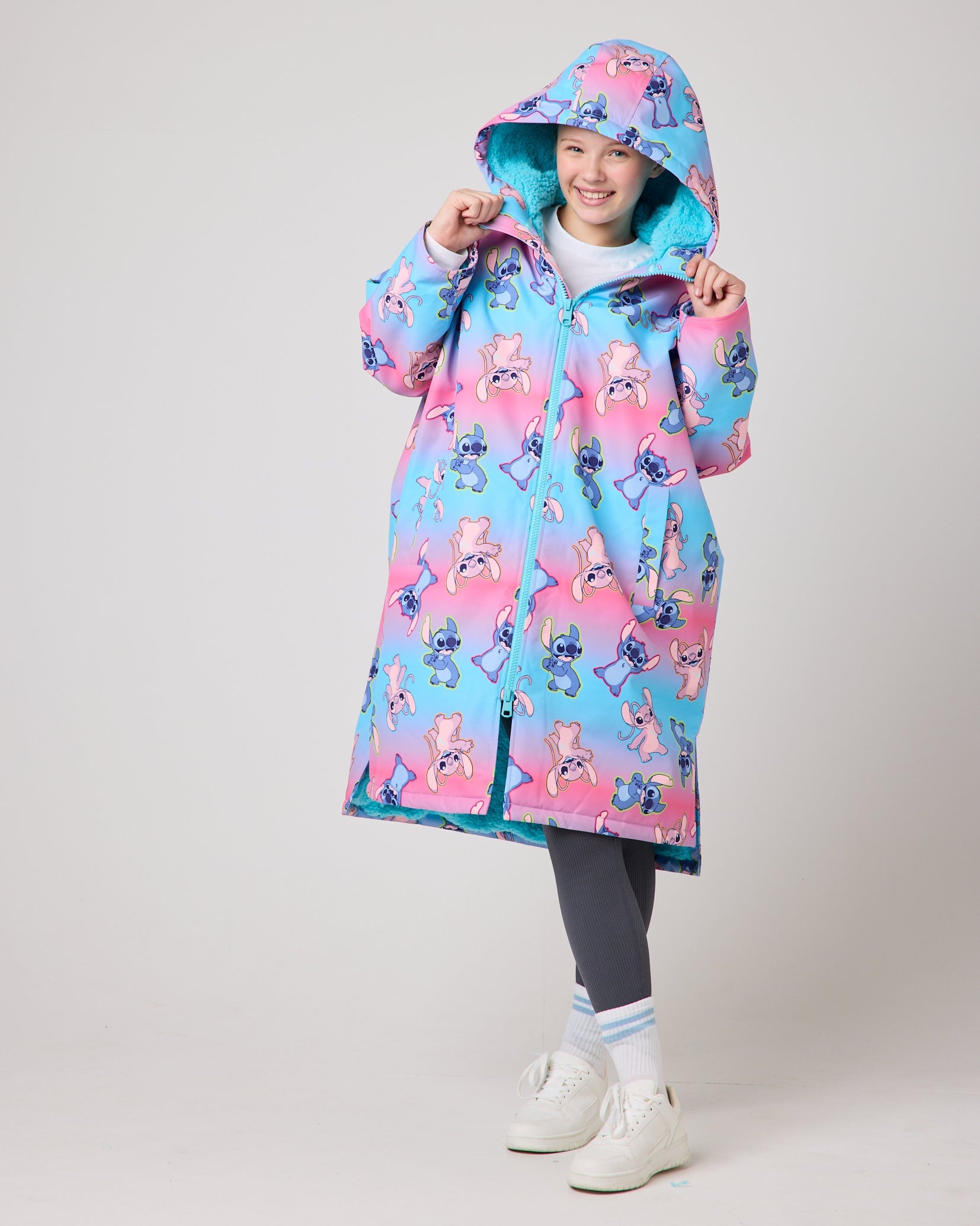 Snuggz Lite Kids Stitch & Angel Licensed Changing Robe