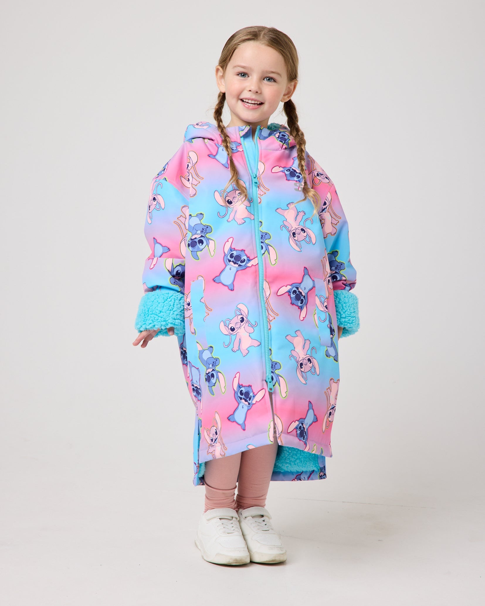 Kids Stitch changing robe design detail