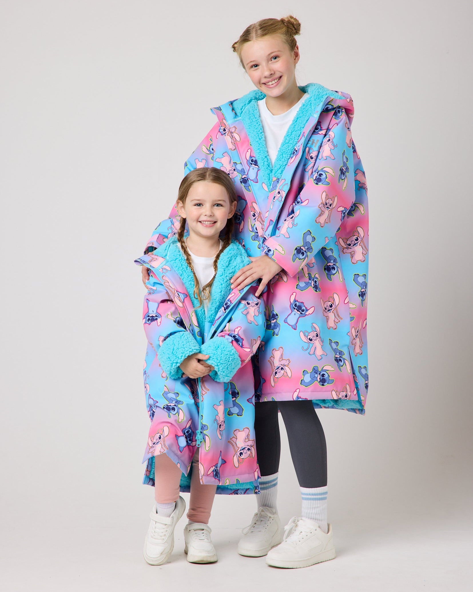 Snuggz Lite Kids Stitch & Angel Licensed Changing Robe