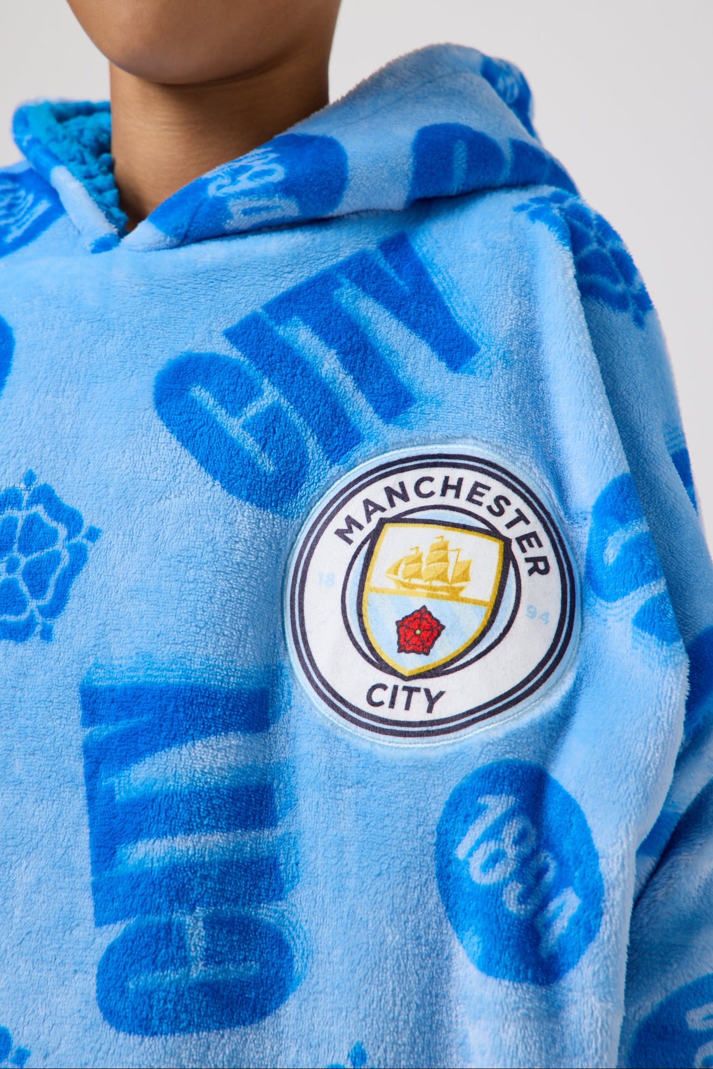 Snuggz Original Kids Manchester City Hooded Blanket