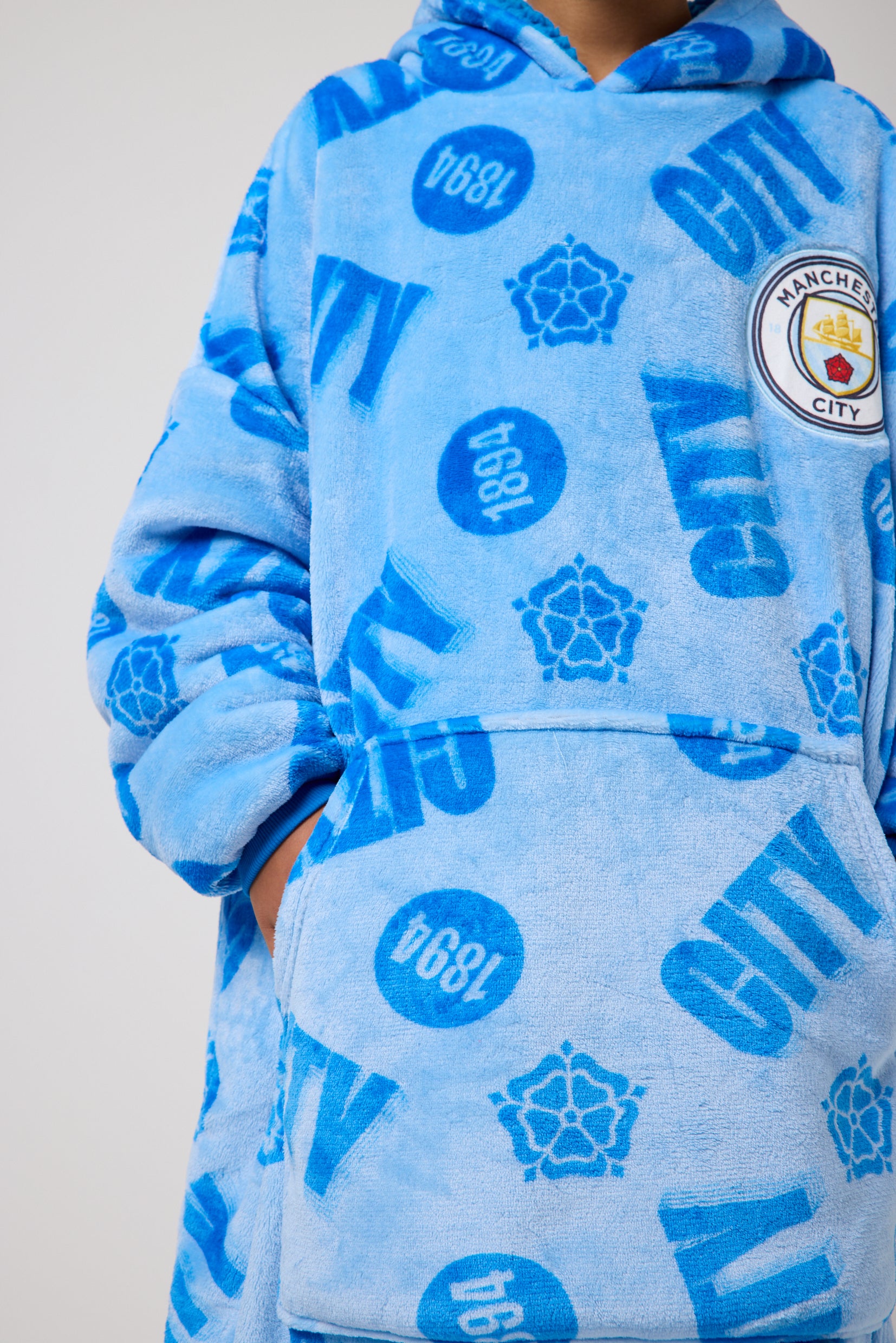 Snuggz Original Kids Manchester City Hooded Blanket