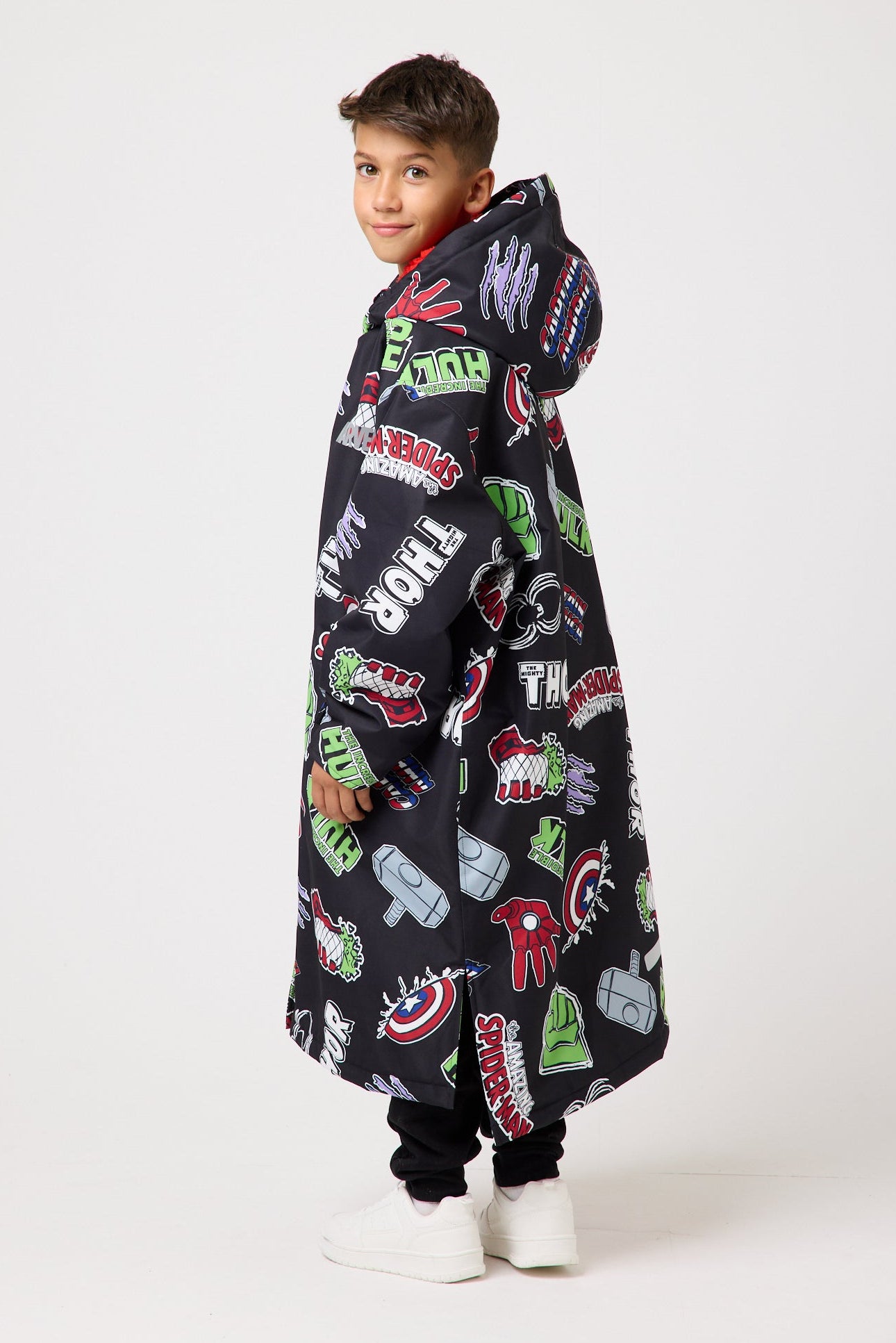 Snuggz Robe Snuggz Lite Kids Marvel Changing Robe