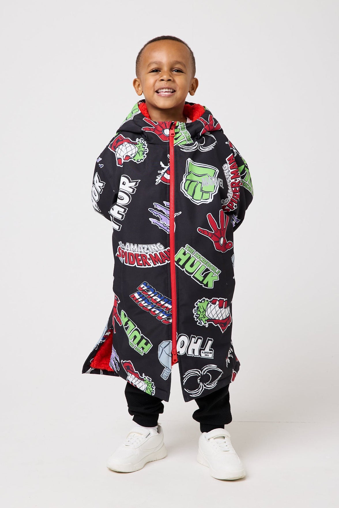 Snuggz Lite Kids Marvel Changing Robe