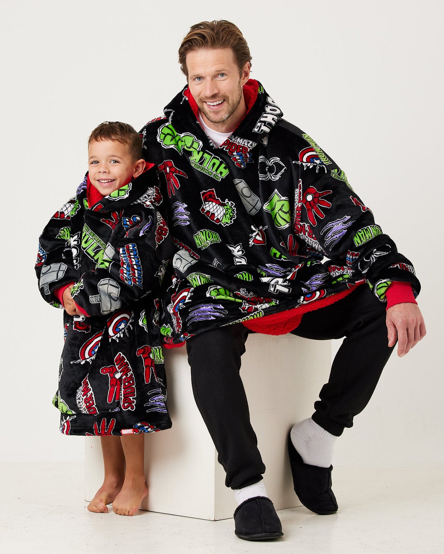 Snuggz Original Adult Marvel Hooded Blanket