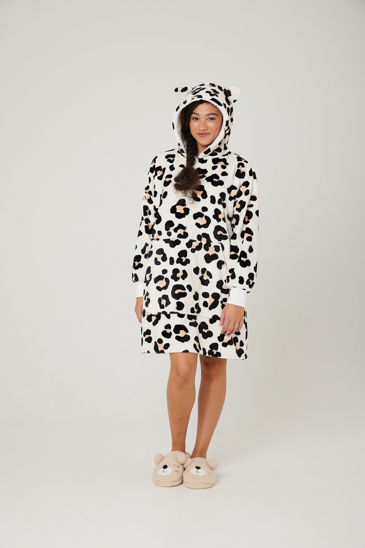 Snuggz Hooded Blanket - All Products