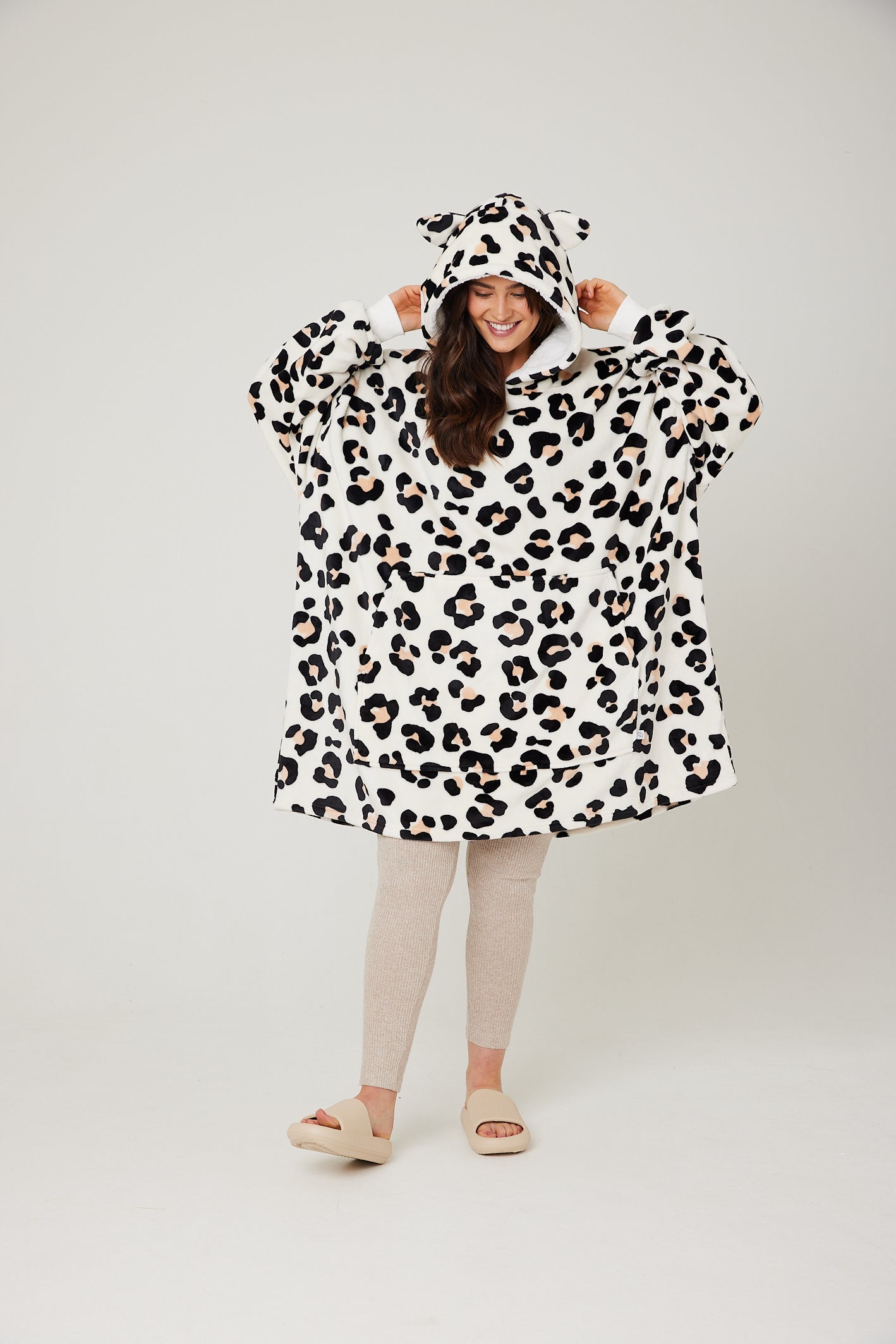 Snuggz Hooded Blanket - All Products