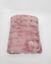 Snuggz Pink Faux Fur Blanket
