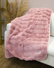 Snuggz Pink Faux Fur Blanket