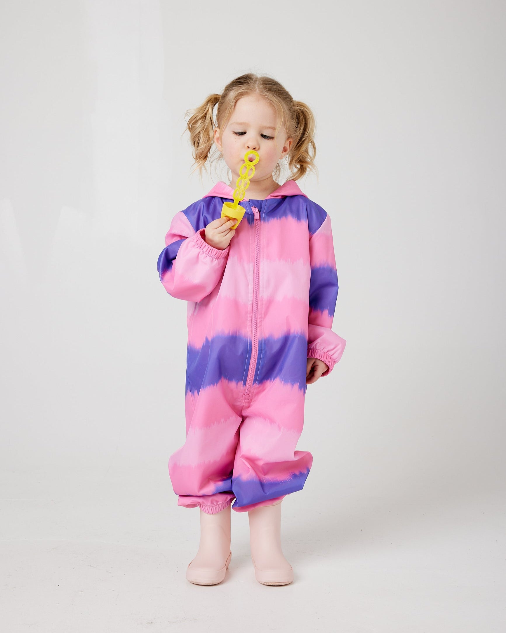 Snuggz Kids Hooded Water-repellent Rainbow Puddlesuit
