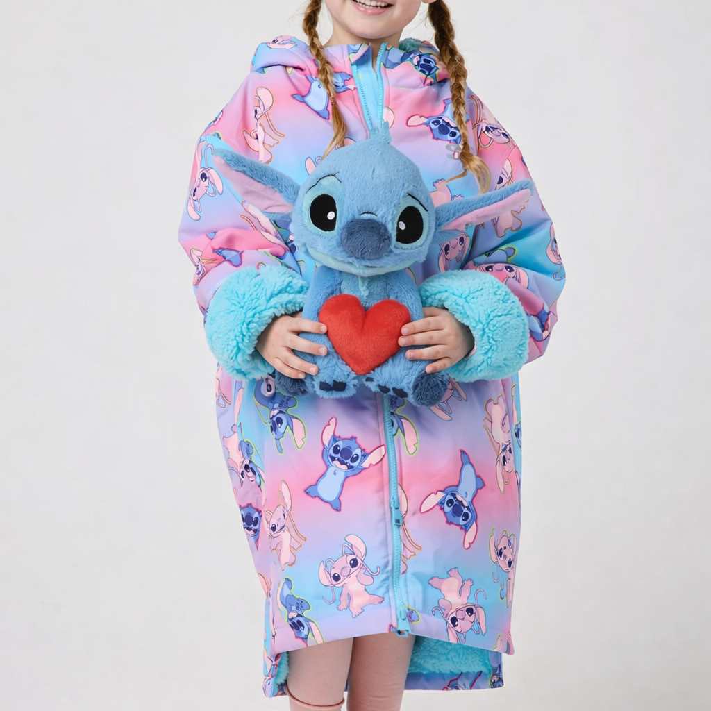 Smiling_girl_with_Stitch_plush_toy.png