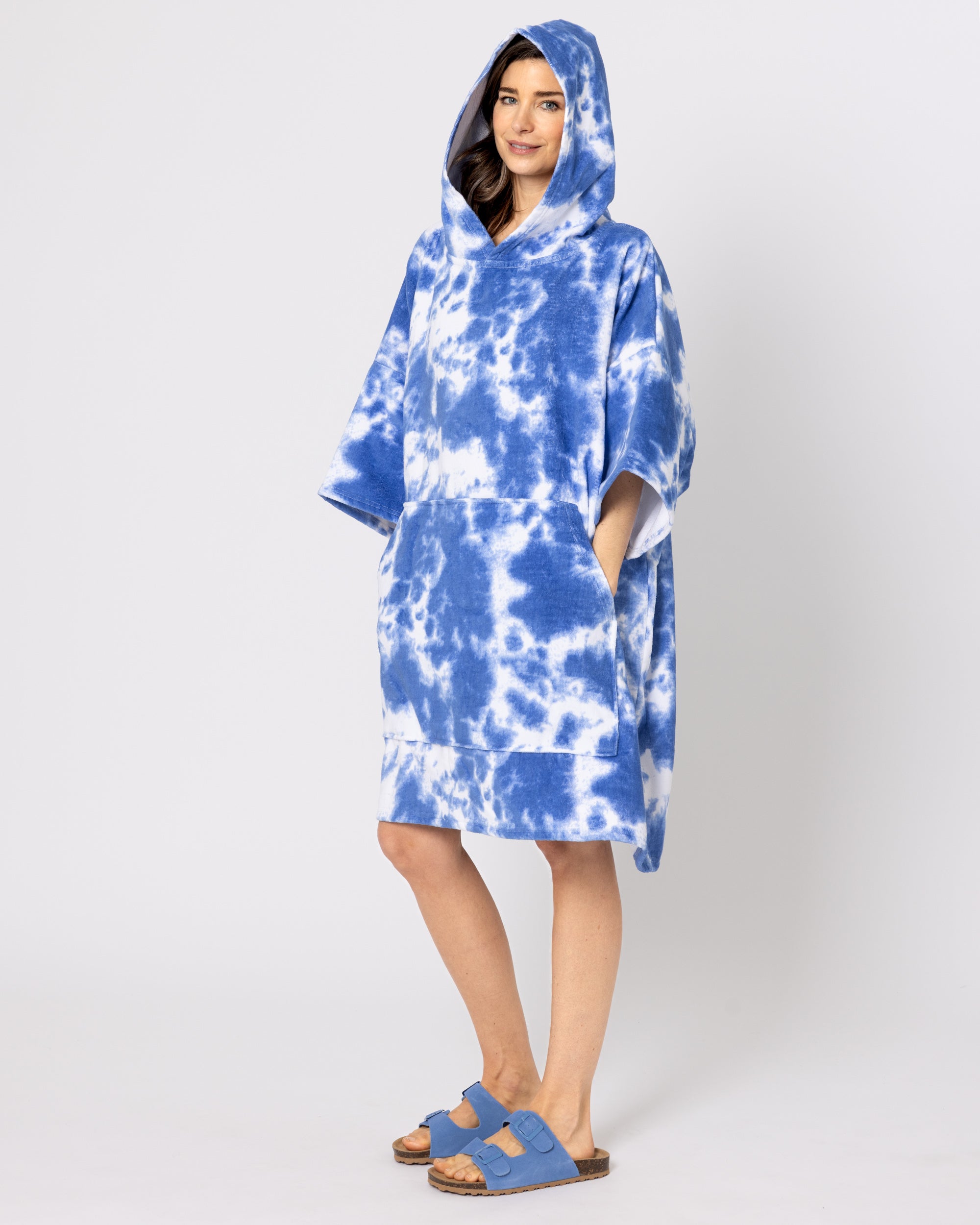 Snuggz Adults Unisex Tie Dye Towelling Beach Poncho