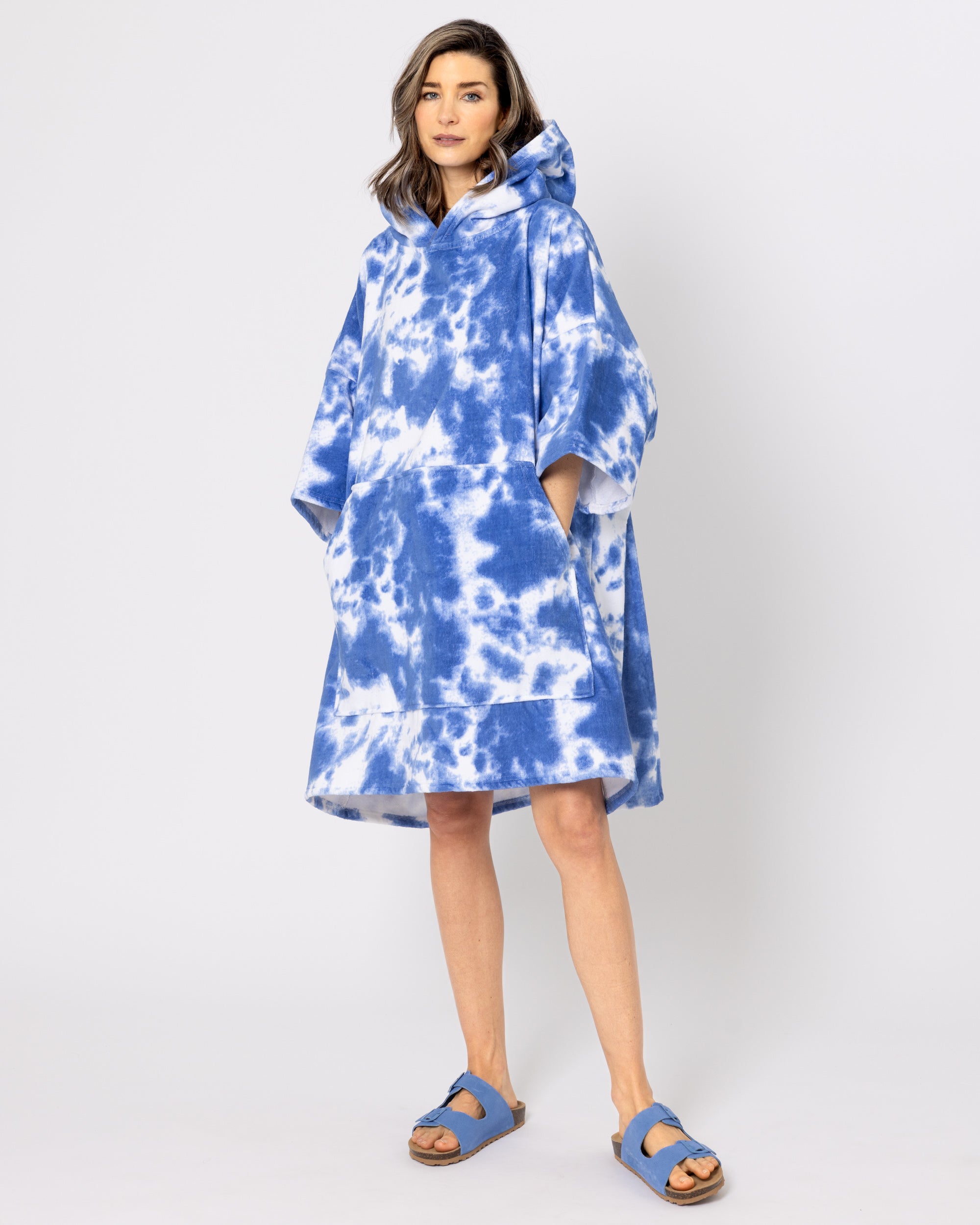 Snuggz Adults Unisex Tie Dye Towelling Beach Poncho
