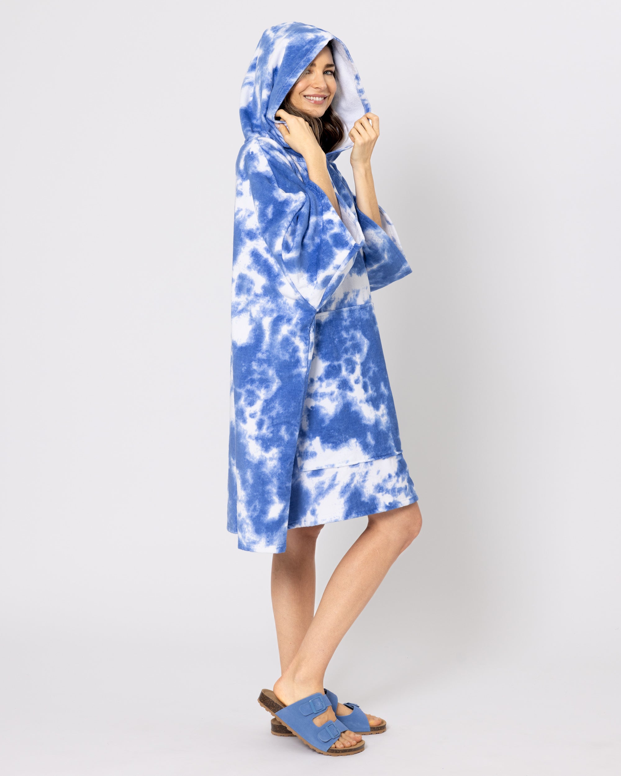 Snuggz Adults Unisex Tie Dye Towelling Beach Poncho